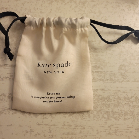 Kate Spade NWOT Ivory Dust Bag With Black Drawstrings - Picture 1 of 2